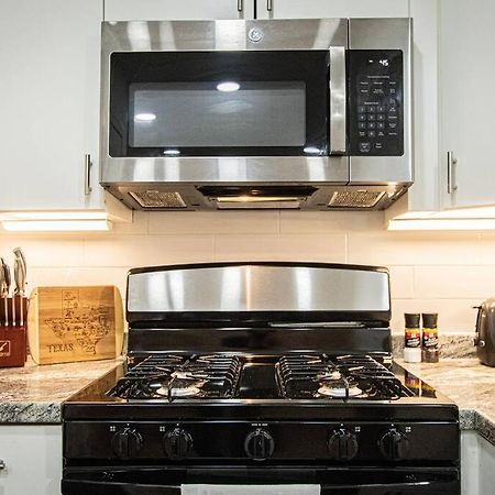 Downtown Austin Suite Retreat Экстерьер фото
