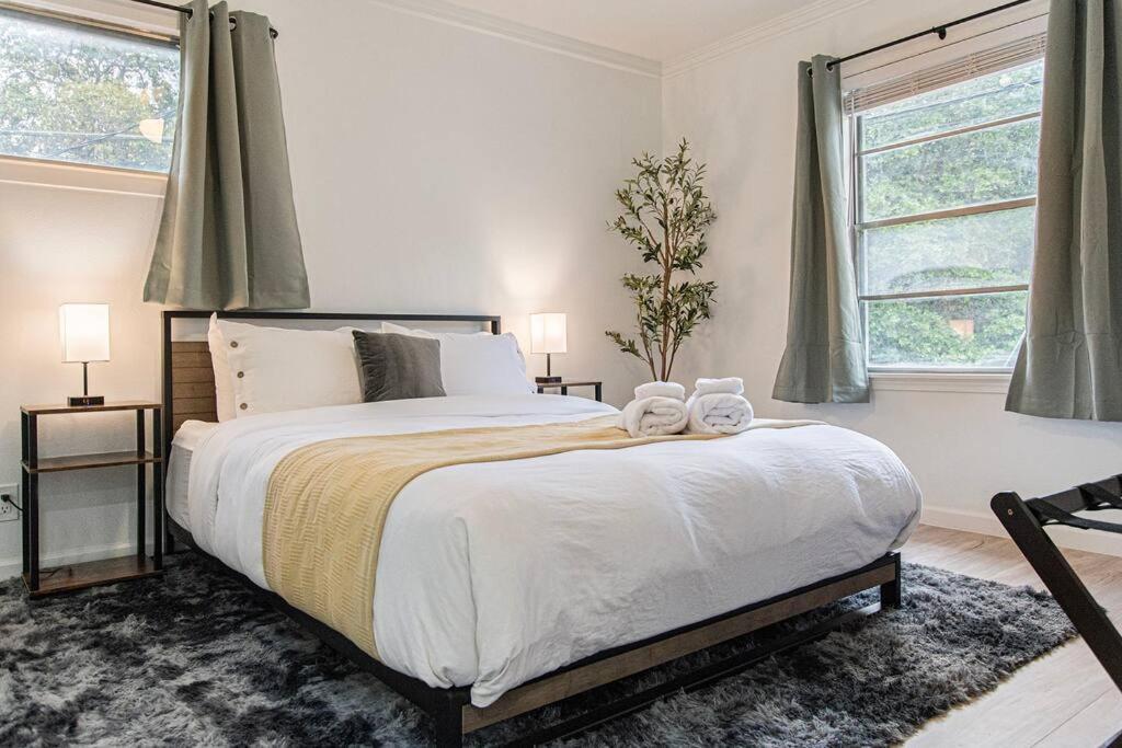 Downtown Austin Suite Retreat Экстерьер фото